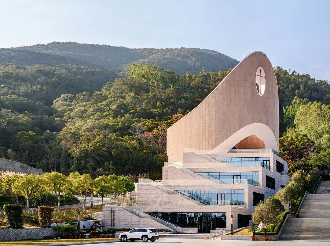 Modern Church Structure